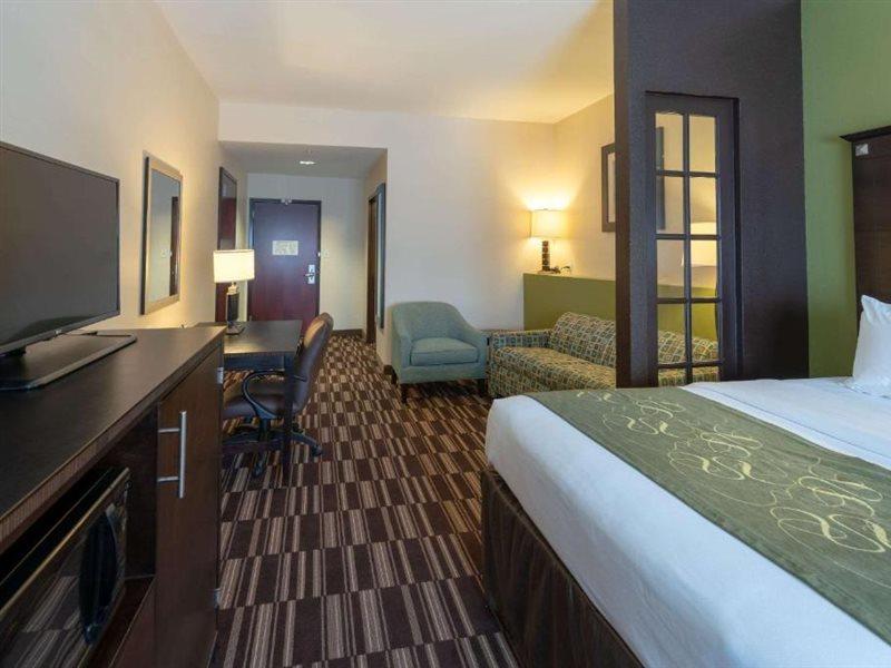 Comfort Hotel 3*