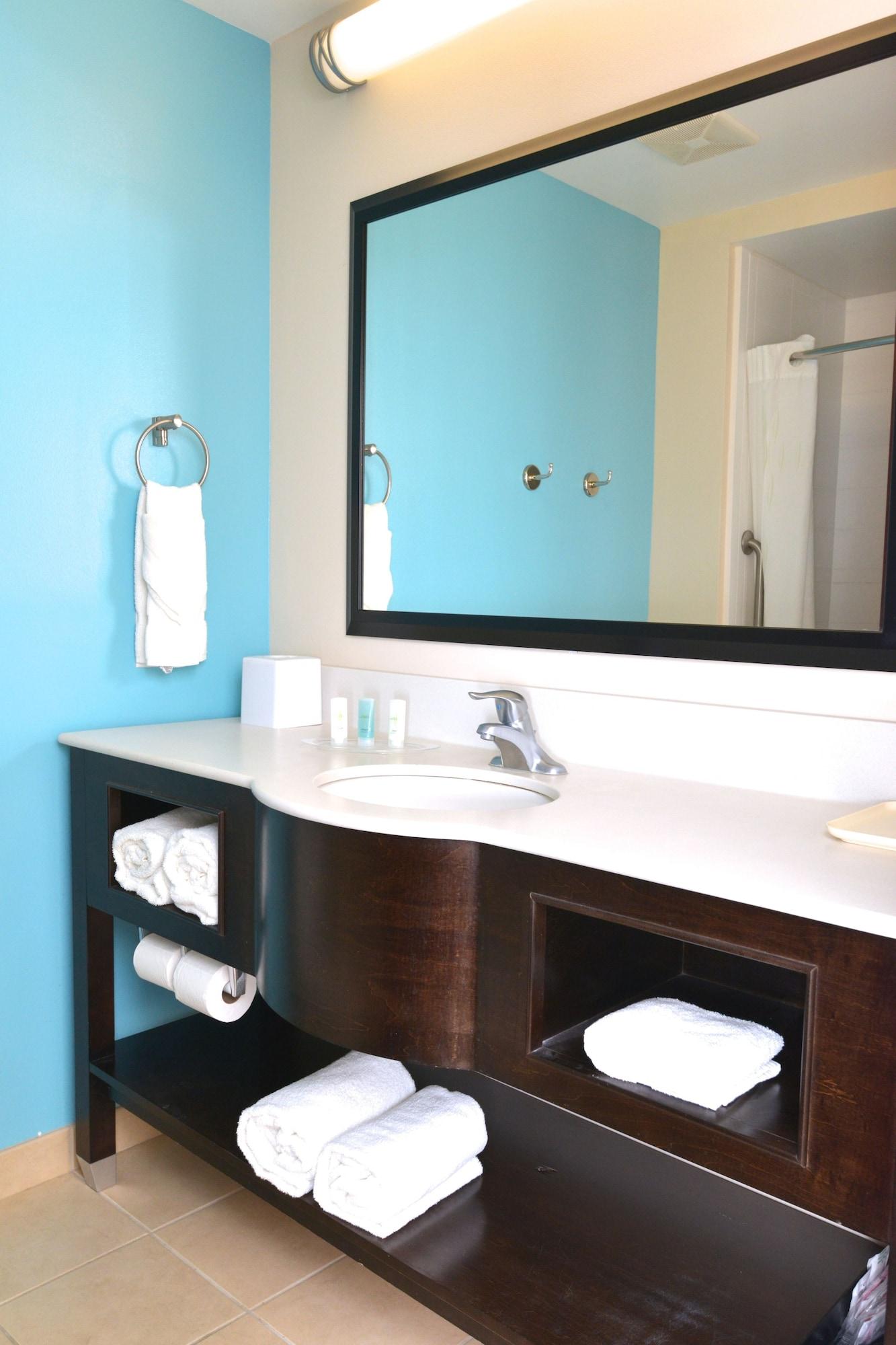 Comfort Hotel Lake City