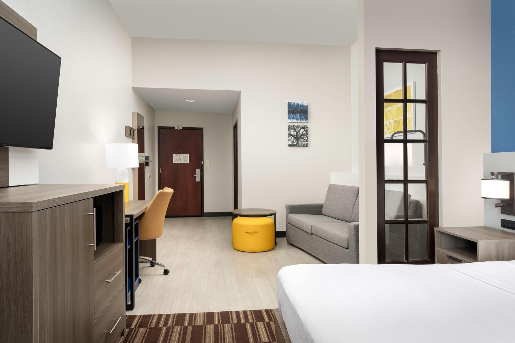 Comfort Hotel 3*