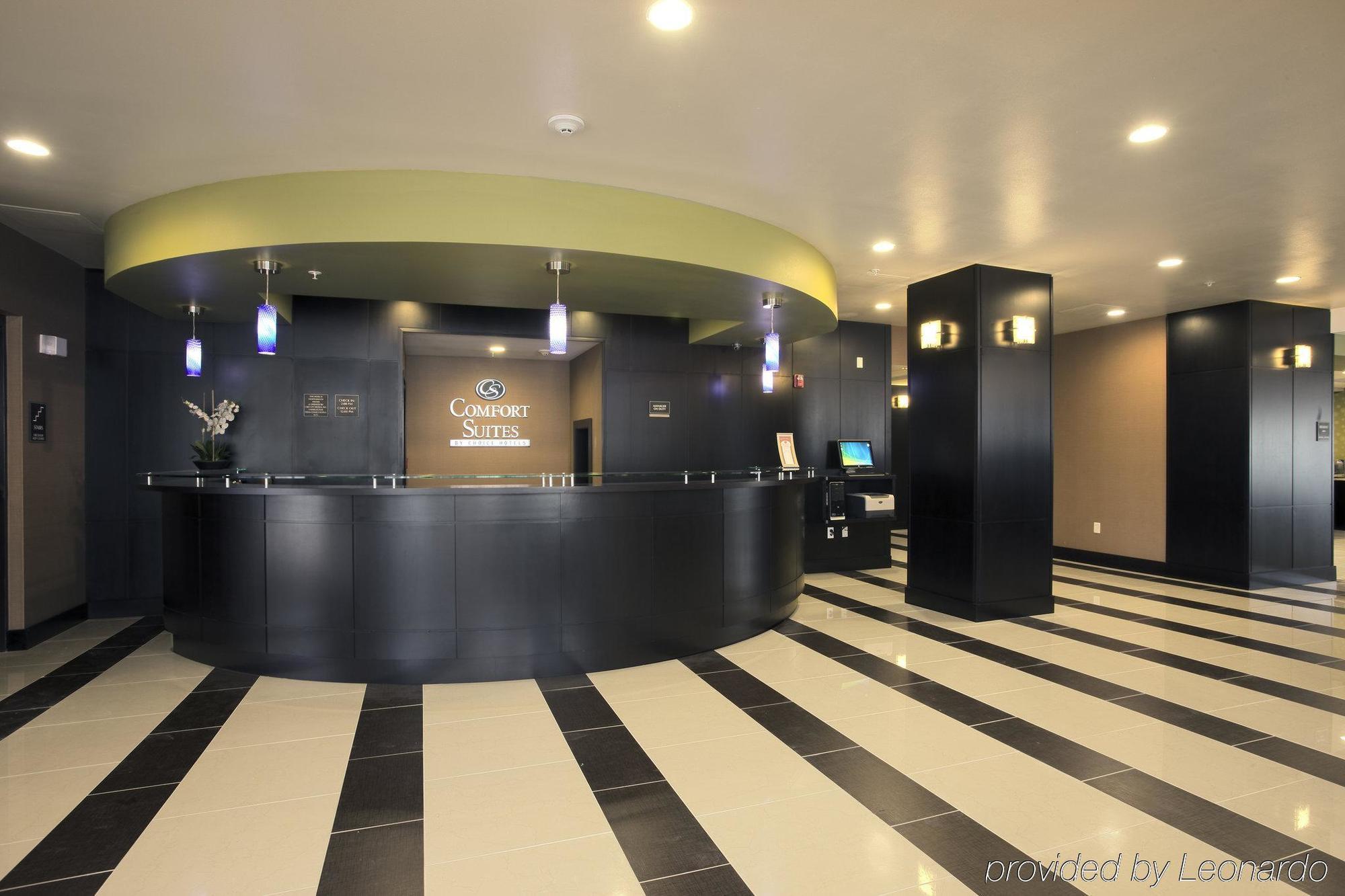 Comfort Hotel 3*